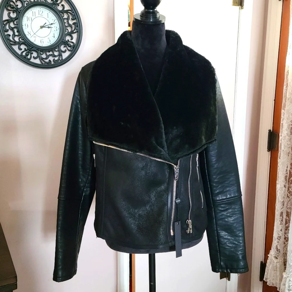 🖤BlankNYC Vegan Leather Faux Fur Biker Jacket NWT - Picture 2 of 13